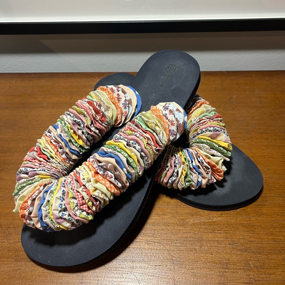Tory Burch Yo-Yo Flip Flops